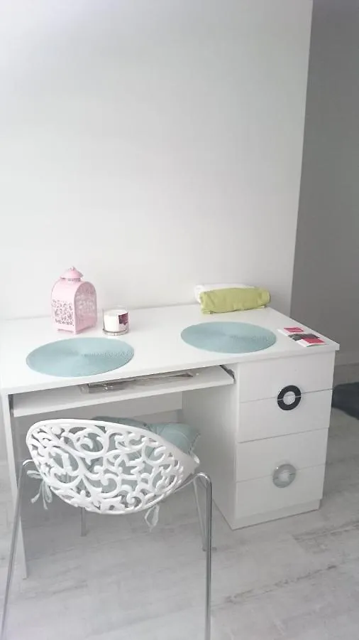 Cute Rooms Near The Centrum Danzica 0*,