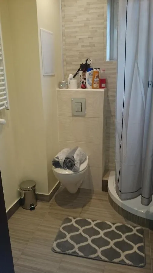 Cute Rooms Near The Centrum グダニスク ホームステイ